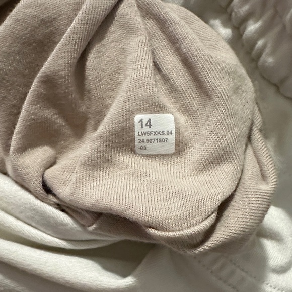 Lululemon 14 Women’s Soft Jersey Cream Straight Leg Mid Rise Casual Lounge Pants - Picture 7 of 12